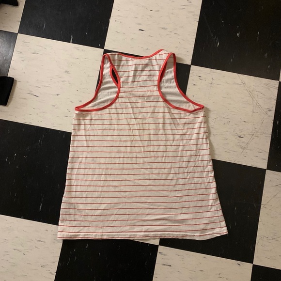 DC wonder woman shirt - Picture 2 of 4